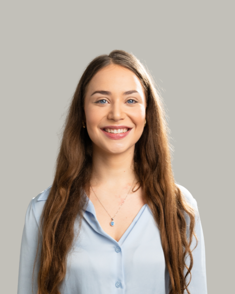 Emma Fröhlich — Projektmanagement & Kundenbetreuung